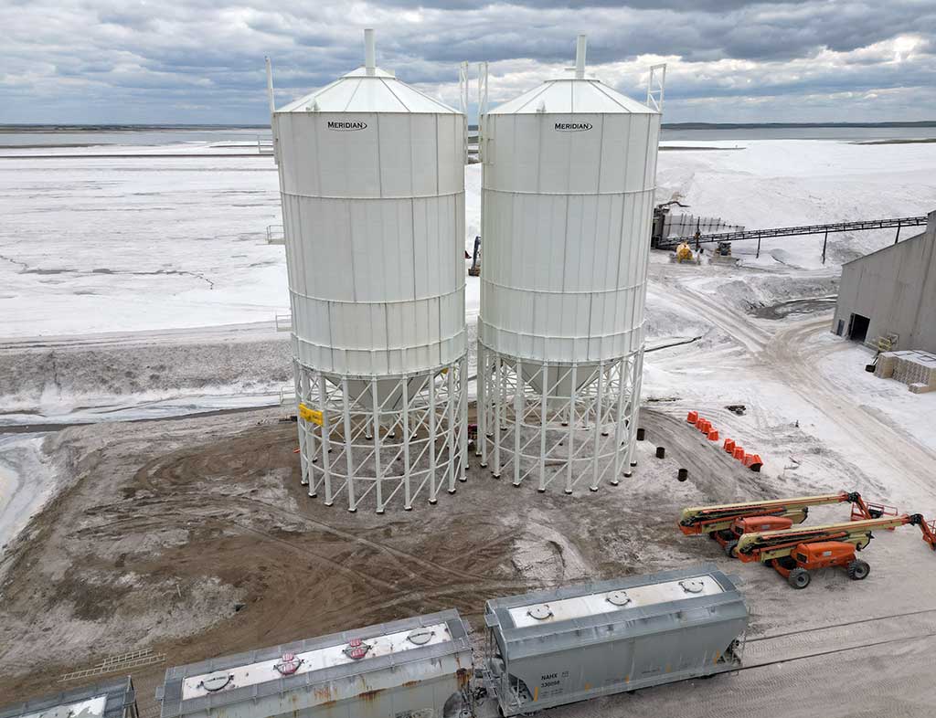 Meridian Manufacturing Image 3: Big Solutions for the Mining Industry: Leveraging Meridian Manufacturing Silos for Bulk Storage